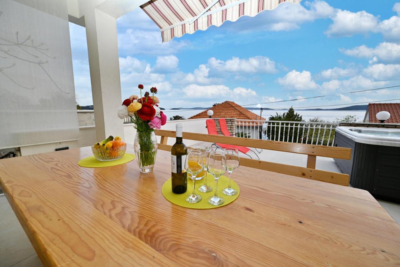 Apartman Slavko Seget Vranjica Esterno foto