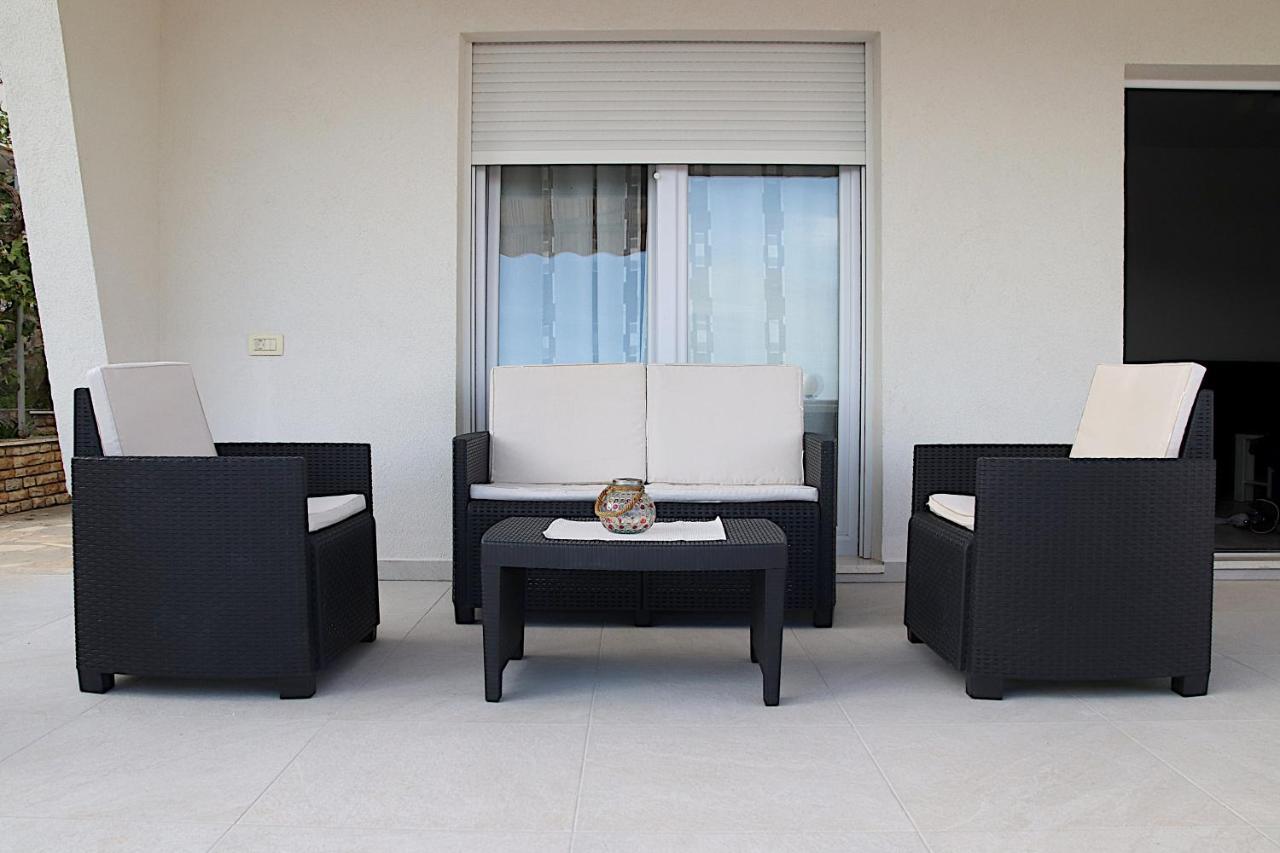 Apartman Slavko Seget Vranjica Esterno foto
